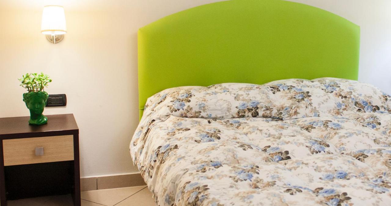 Hotel Serena Νάπολη Εξωτερικό φωτογραφία