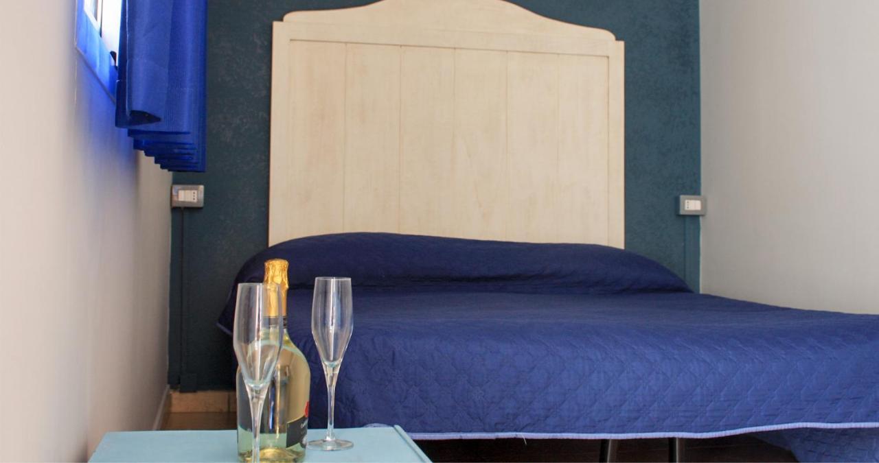 Hotel Serena Νάπολη Εξωτερικό φωτογραφία