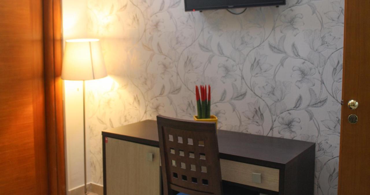 Hotel Serena Νάπολη Εξωτερικό φωτογραφία